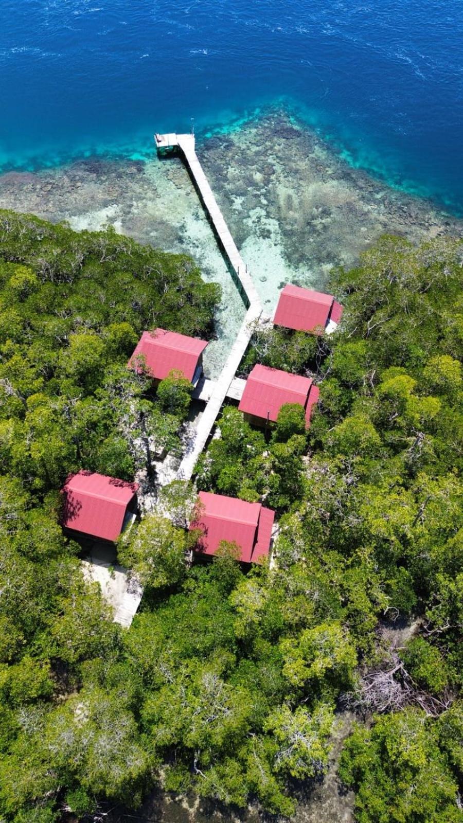 Raja Ampat Blue Sea Villa Besir Ngoại thất bức ảnh